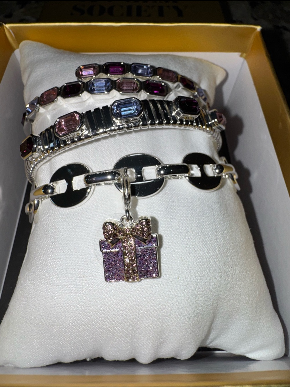 2 HOUR SALE ❤️ BP Bracelet set